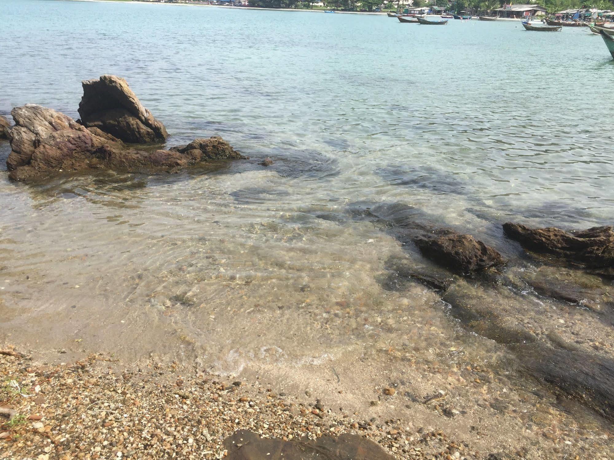 Tree Roots Retreat Ξενοδοχείο Ράγιονγκ Εξωτερικό φωτογραφία
